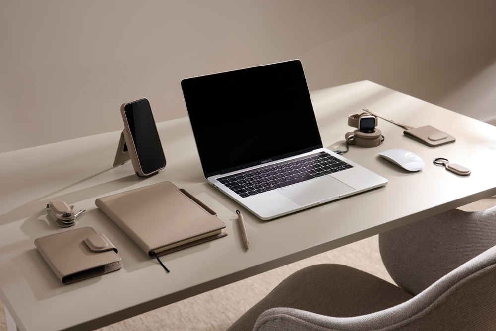 VINGA Baltimore RCS Schlüsselhalter mit Dual-Finder